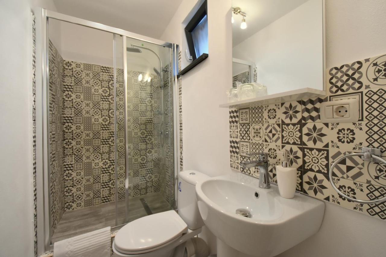טימישוארה Neferprod Apartments - Is - Cam 06 מראה חיצוני תמונה