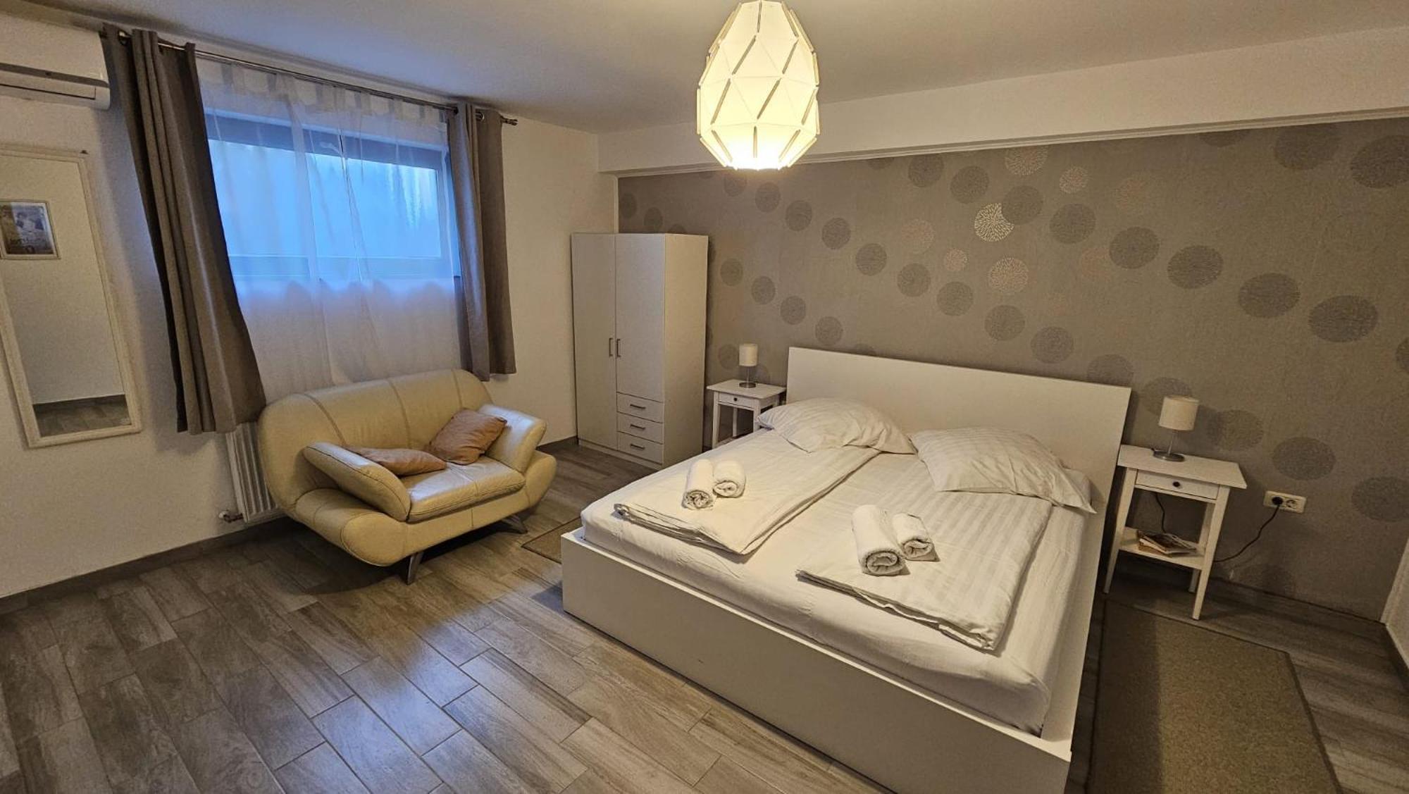 טימישוארה Neferprod Apartments - Is - Cam 06 מראה חיצוני תמונה